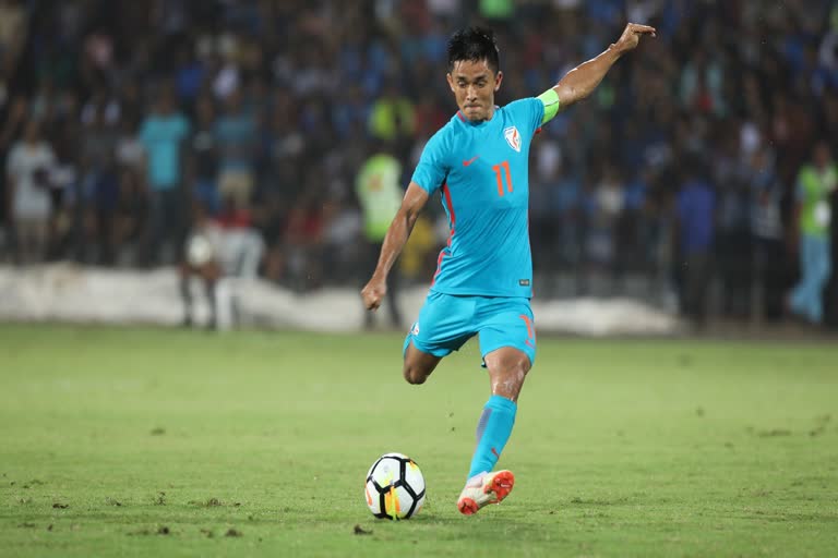 Sunil Chhetri, Virat Kohli, Football