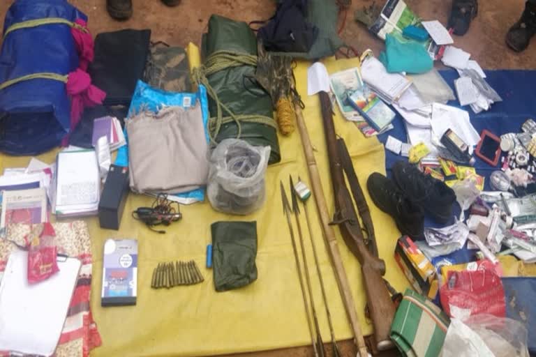 naxalites-camp-destroyed-and-goods-recovered-in-large-quantity-in-bijapur