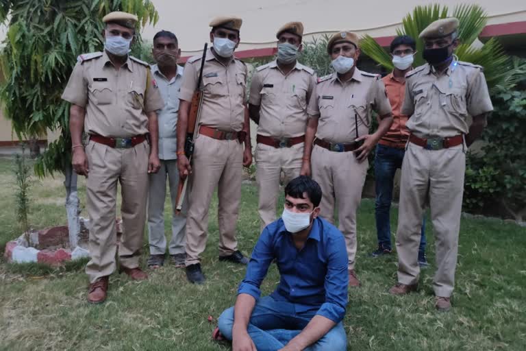 Hardcore criminal arrested in Barmer,  Video of air firing goes viral