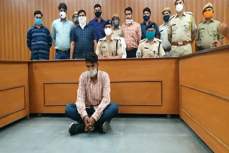 smuggler arrest in karauli,  Drug smuggling in Karauli