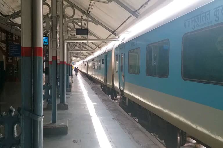 Delhi-Dehradun Shatabdi