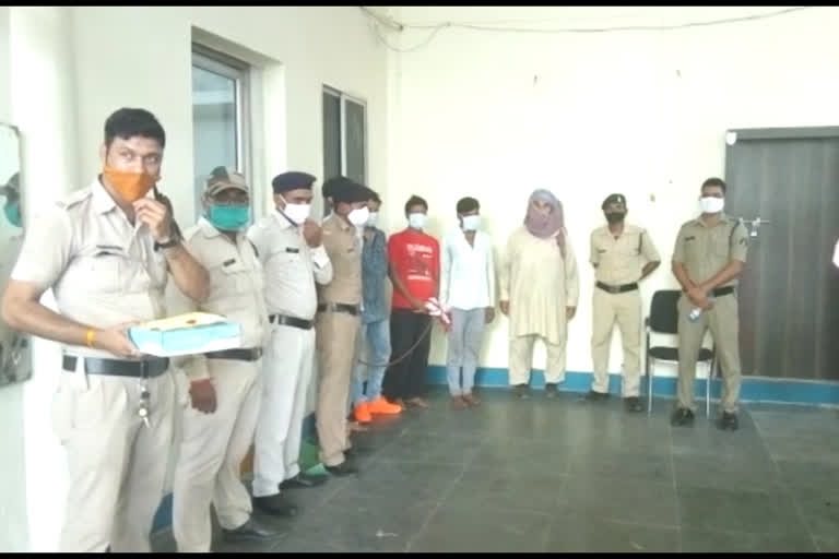 5 accused with opium worth over 1 lakh arrested in bilaspur