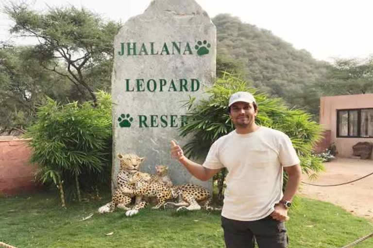 randeep hooda reached jhalana leopard safari park of jaipur