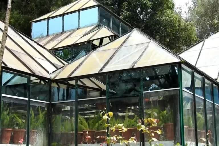 bryant-park-glass-house