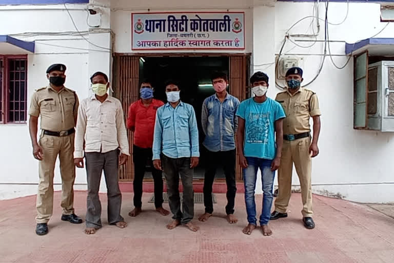 dhamtari police solved murder case five accused arrested