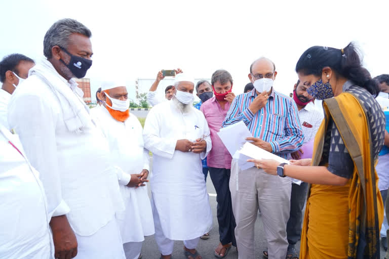 MLA Visit School Construction Place In Chilakaloorpeta