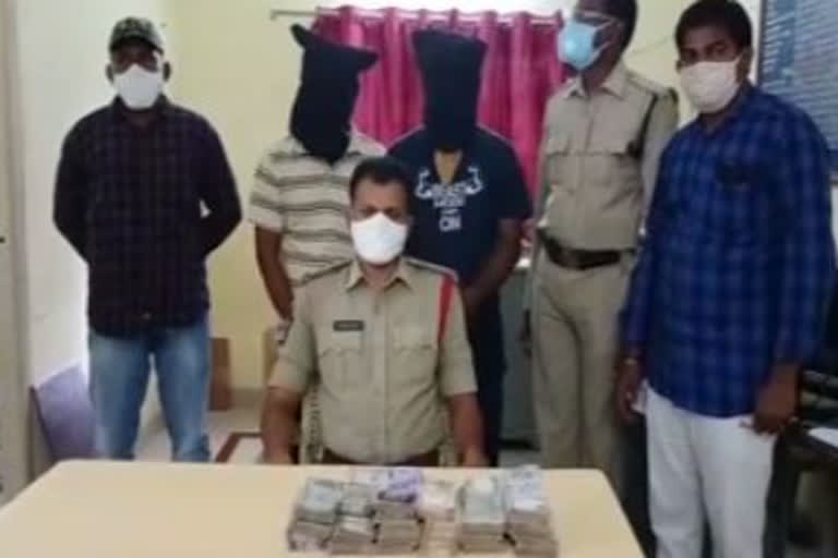 cricket bookies caught by proddutur police