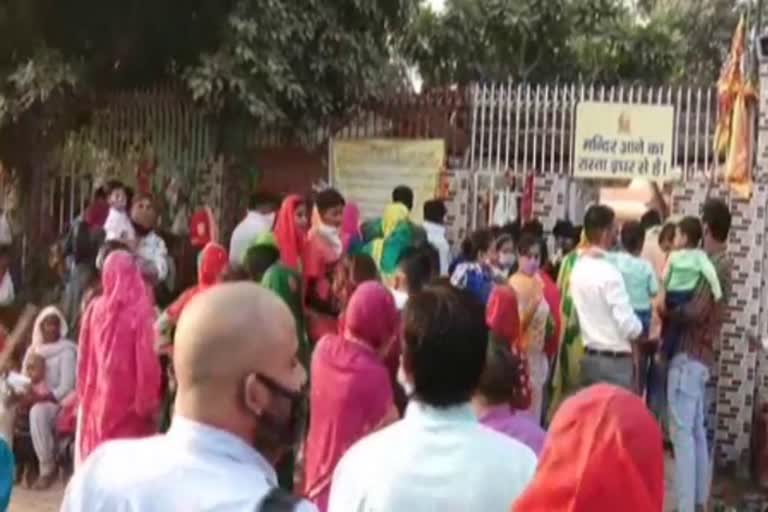 Crowd of devotees at Gurugram Sheetla Mata Temple on the first day of Navratri