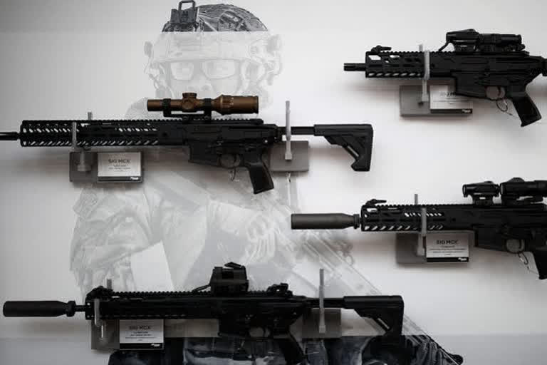 india -to-buy-new -modern-guns -from-america