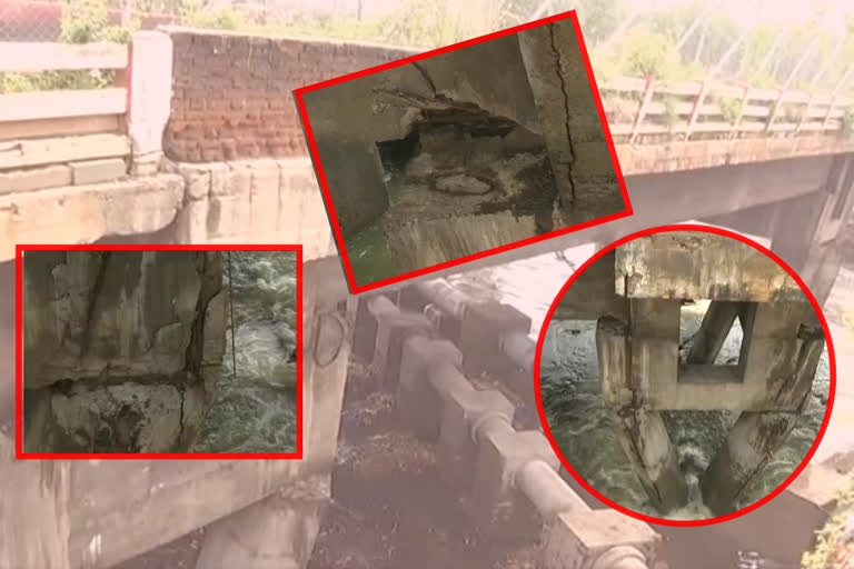 puranapool bridge damage due to musi river flow in hyderabad