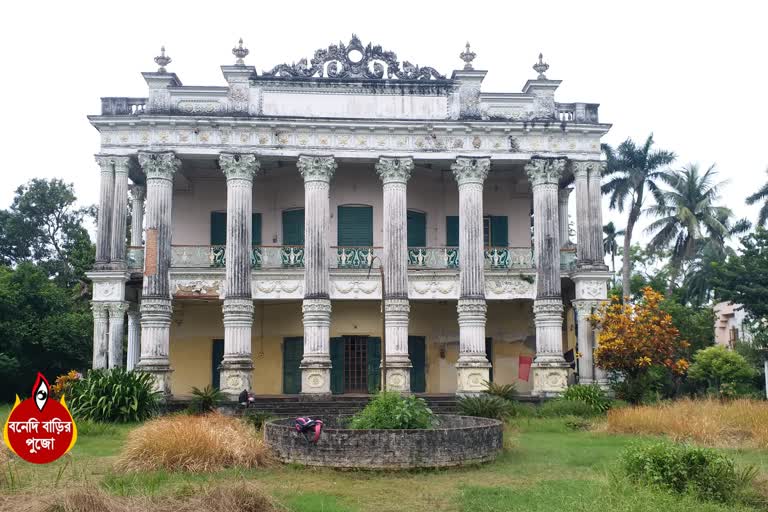 ভাঙল তিনশো বছরের রীতি, পুজো হবে না গোবরডাঙা জমিদার বাড়িতে