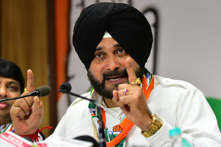 Sidhu slams Cong govt