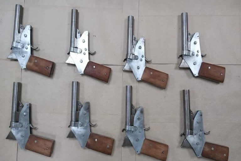 Firearms seized, 2 arrested in Kolkata