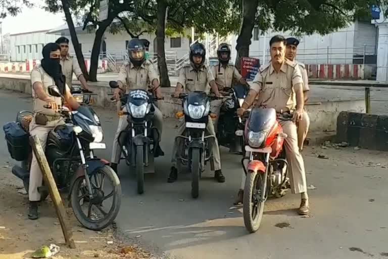 police forces deployed at 248 places for durga puja in palamu