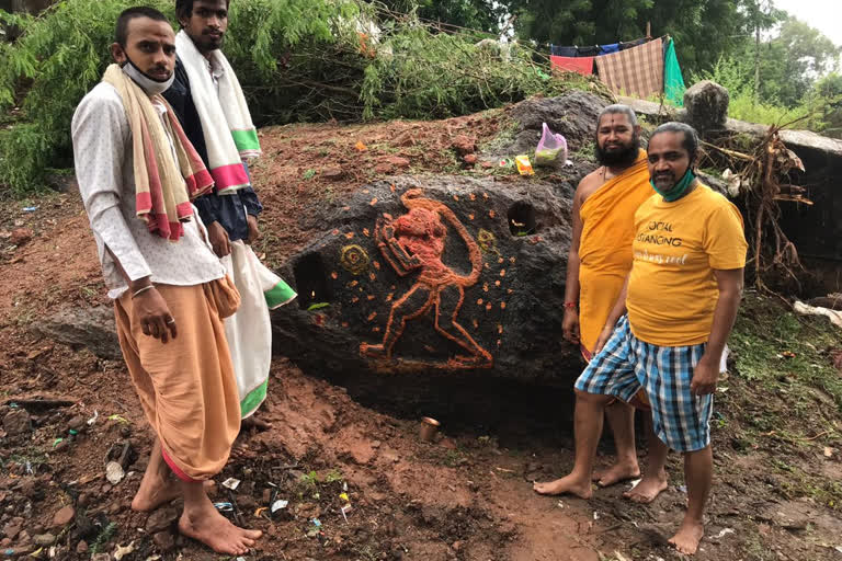 anjaneya swamy statue