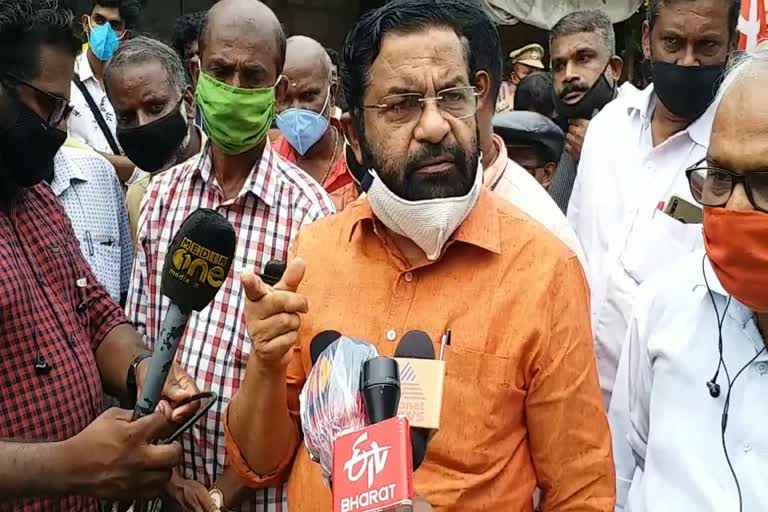 kadakampalli surendran  sarith  gold scam kerala  കടകംപള്ളി സുരേന്ദ്രൻ  സരിത്ത്  കേരള സ്വർണ്ണക്കടത്ത് കേസ്