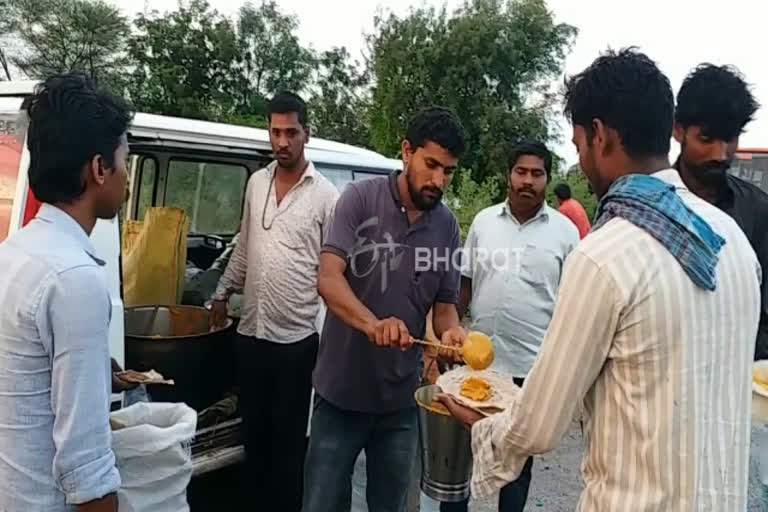 The Farathabaada villagers helping to flood victims