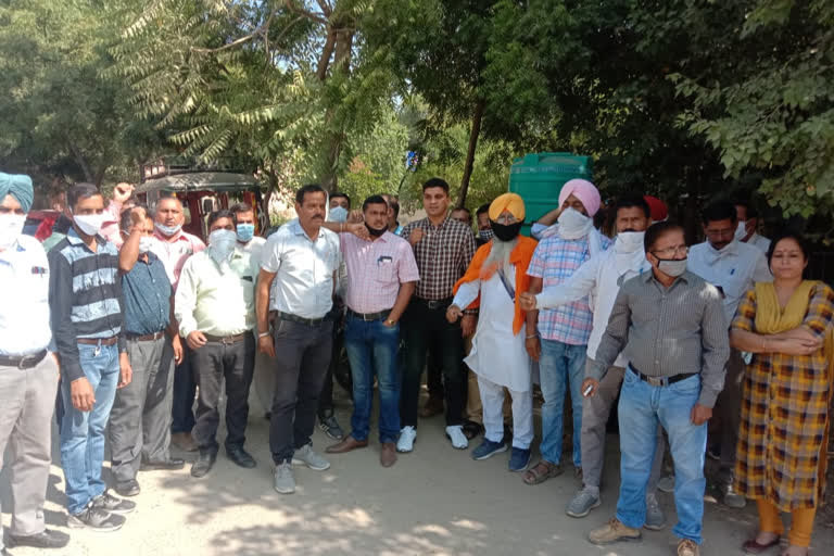 power employees protest against online transfer policy in sirsa