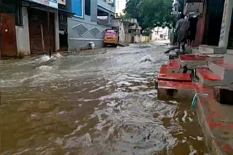 heavy rain in saroornagar in hyderabad