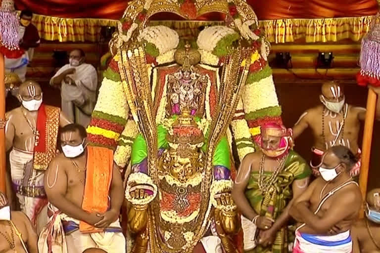 garuda vahanam at tirumala