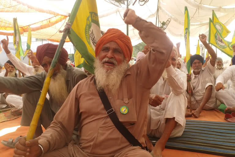 Farmers protest in barnala