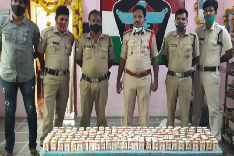 karnataka liquor seized at tanakallu in anantapur district