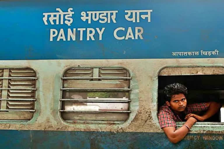 Railway may soon remove pantry cars in long distance trains