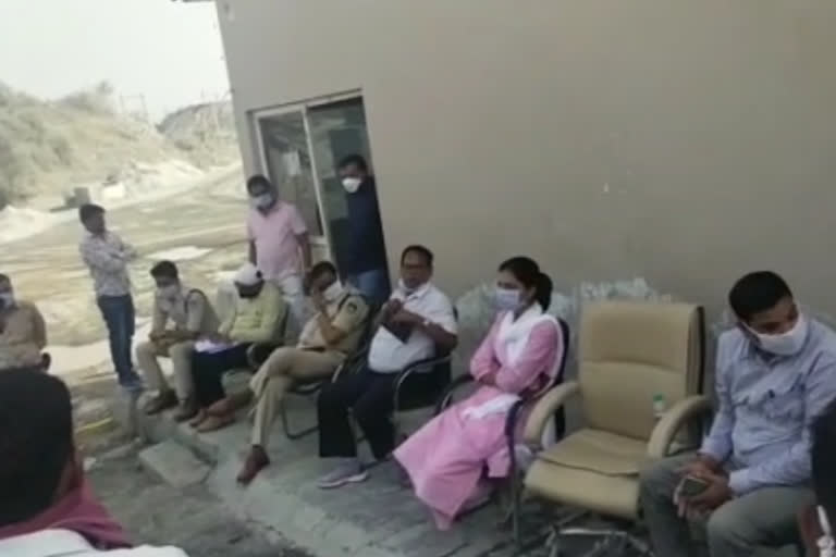 Collector sent investigation team on granite mine in niwari