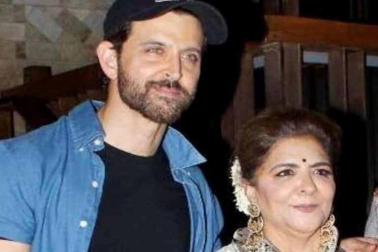 hrithik roshan mother coronavirus positive