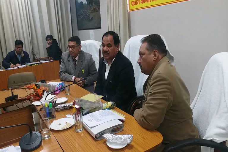 harak-singh-rawat-close-ones-removed-from-the-workers-welfare-board