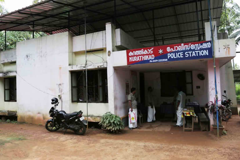 Body preserved in mortuary  Complained of being dirty  മോ​ർ​ച്ച​റി​യി​ൽ സൂ​ക്ഷിച്ച മൃ​ത​ദേ​ഹം  മൃ​ത​ദേ​ഹം അ​ഴു​കി​യതായി പരാതി  മൃ​ത​ദേ​ഹം അ​ഴു​കി​ മോ​ർ​ച്ച​റി​യി​ൽ സൂ​ക്ഷിച്ച മൃ​ത​ദേ​ഹം അ​ഴു​കി​യതായി പരാതി  Body preserved in mortuary