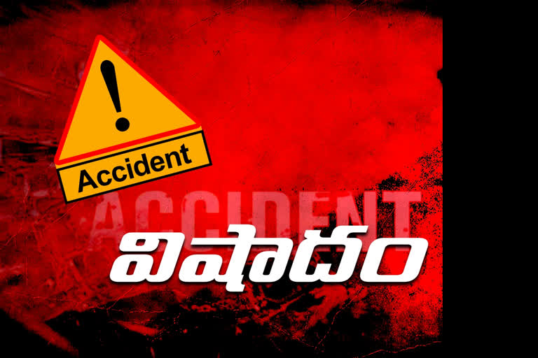 Mother-son death in road accident at Kamareddy