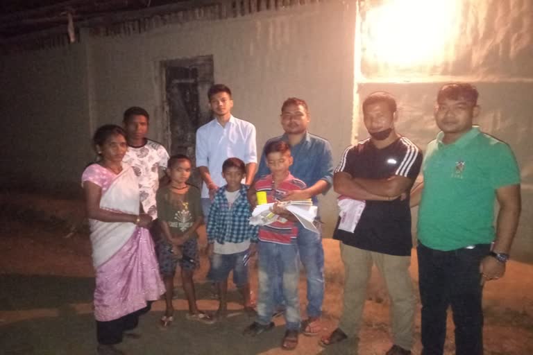 Poor Family Help By NGO and More persons At Moran