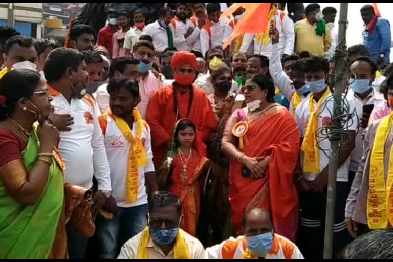 kitturu rani chennamma jayantostava celebration in hubli