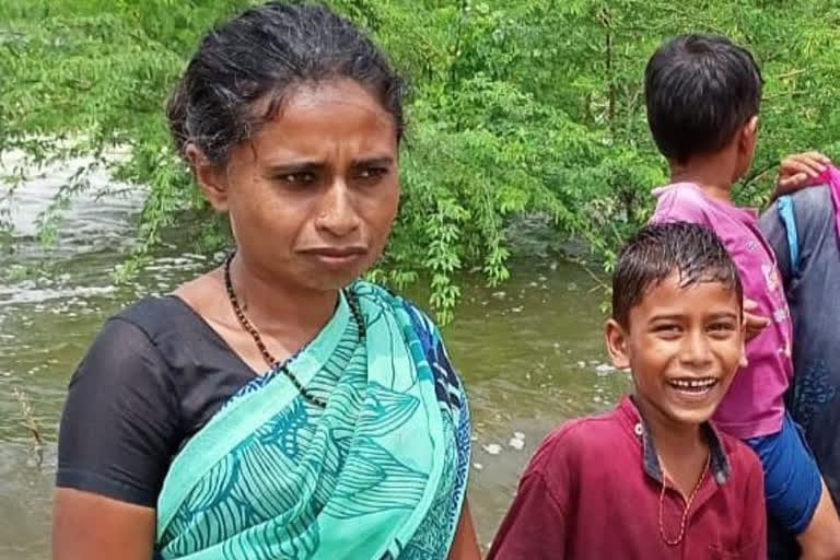 mother-son-missing-in-koundinya-chekdam-at-jallipeta-chitthore-district