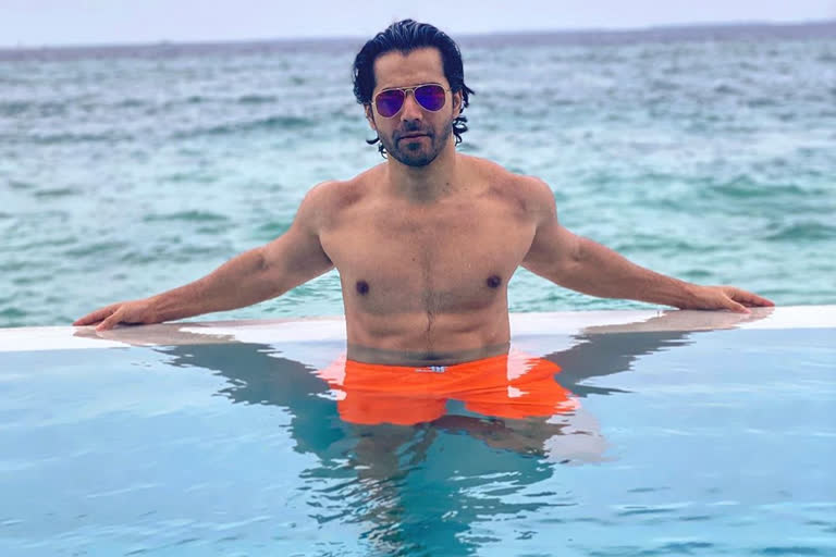 varun dhawan  Varun Dhawan shares breathtaking video of his getaway in the Maldives  Varun Dhawan shares Maldives  Varun Dhawan news  Varun Dhawan films  മാലിദ്വീപില്‍ അവധിക്കാലം ആഘോഷമാക്കി വരുണ്‍ ധവാന്‍  വരുണ്‍ ധവാന്‍  വരുണ്‍ ധവാന്‍ സിനിമകള്‍  വരുണ്‍ ധവാന്‍ വാര്‍ത്തകള്‍