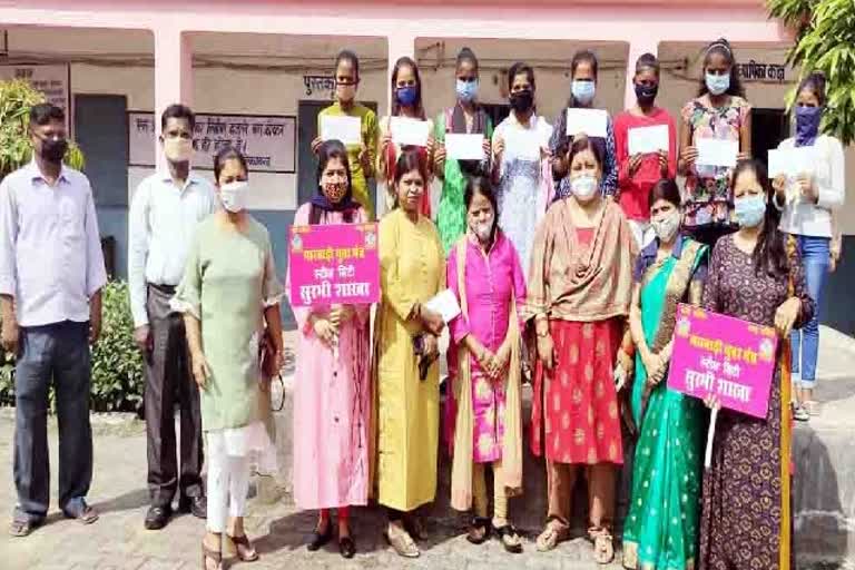 surabhi branch deposited school fees for 9 girls in jamshedpur