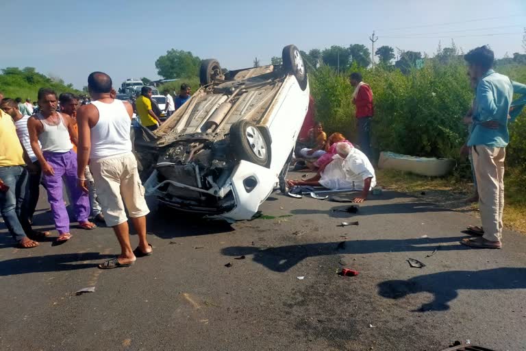 accident in dungarpur,  bike car accident in dungarpur