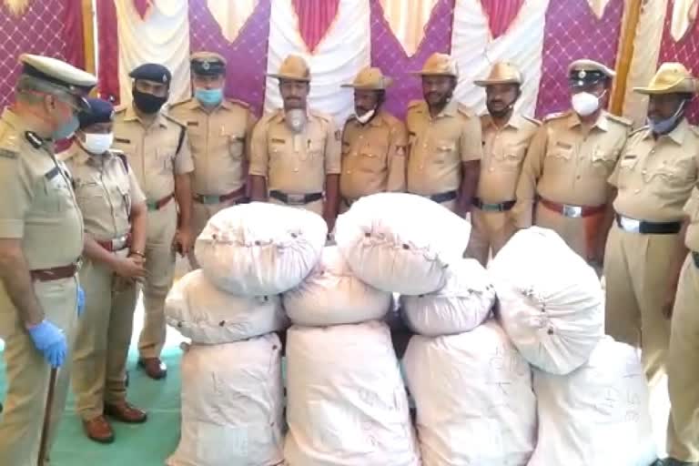 840 kg cannabis worth Rs 1.25 cr seized in UP's Hathras