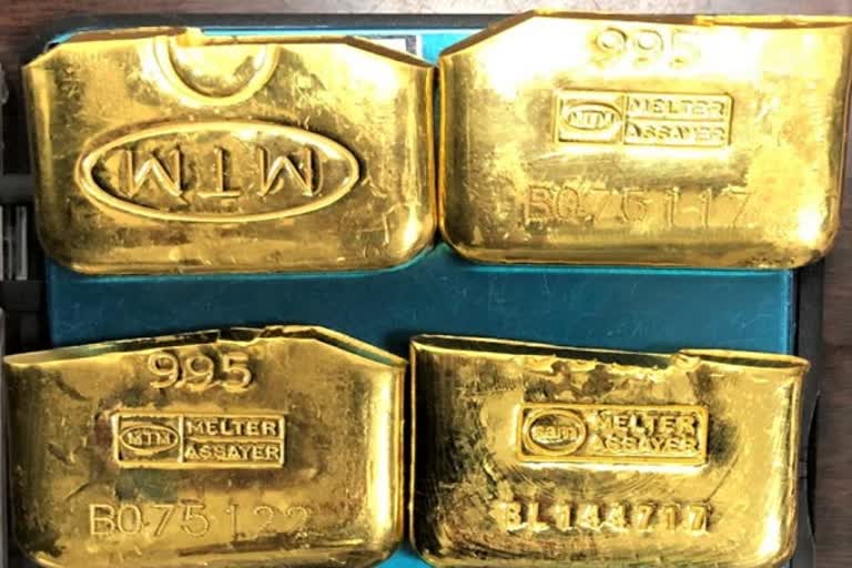 70 lakh worth gold seize in Shamshabad airport