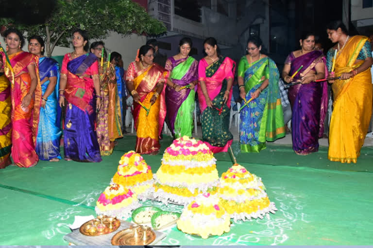 batukamma celebrations in tandoor