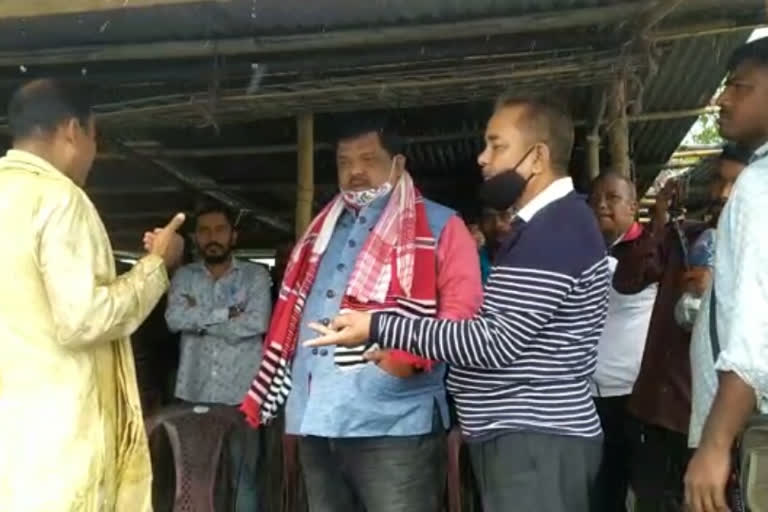 Rakibul Hussain at majuli