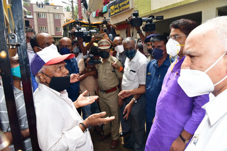 CM visit to the bengaluru rain-damaged area