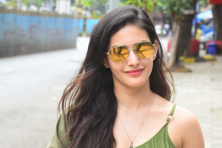 Amyra Dastur refutes Luviena Lodh's drug charges, considers legal action