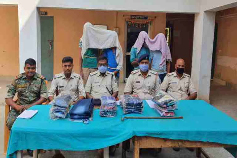 four thieves arrested in chatra