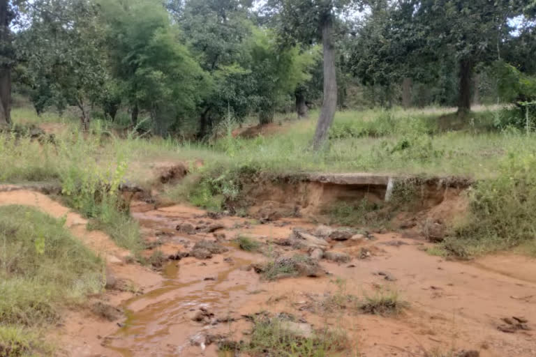 poor road condition in surajpur