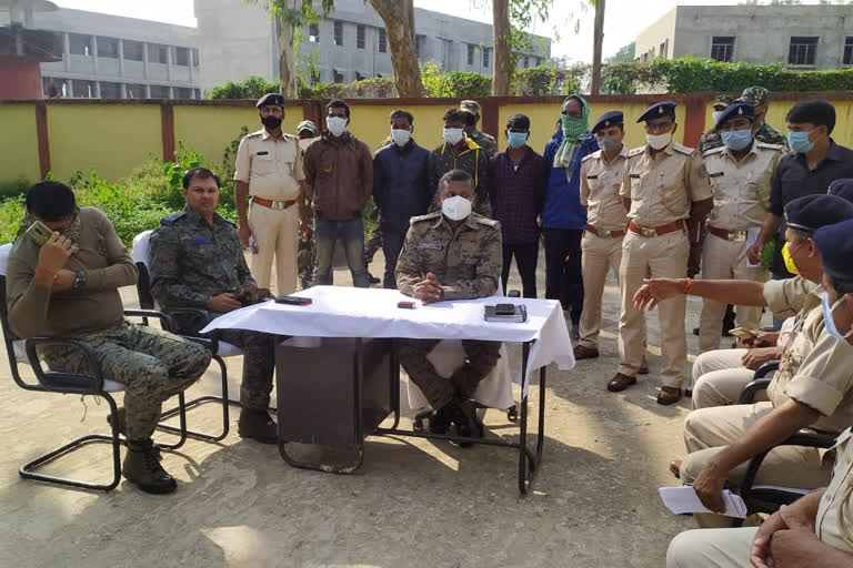 police-reveal-double-murder-case-mystery-in gumla