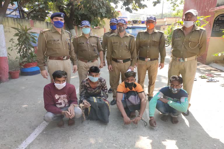 lalkuan-police-arrested-4-accused-for-revealing-robbery-in-24-hours