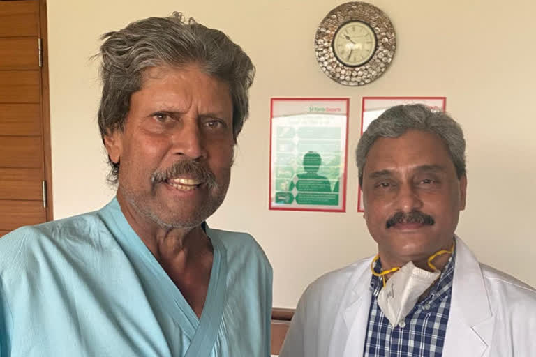 kapil dev hospitalized news  kapil dev latest news  Kapil Dev discharged from hospital  കപില്‍ ദേവ് ആശുപത്രിയില്‍ വാര്‍ത്ത  കപില്‍ ദേവ് വാര്‍ത്തകള്‍  കപില്‍ ദേവിന് ഹൃദയാഘാതം