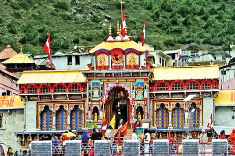 Badrinath temple will close on 19 november